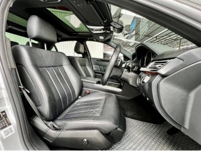 2013 MERCEDES-BENZ E-CLASS E300 BlueTEC HYBRID 2.1 AMG Dynamic  รถสวยเข้าใหม่ เครดิตดีฟรีดาวน์ รูปที่ 9